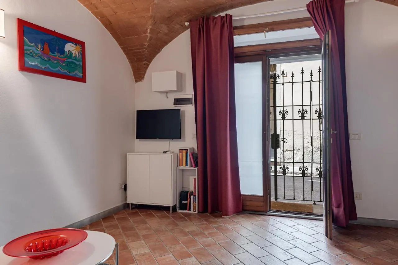 Ponte Vecchio Suite Florence 0*,  Italy